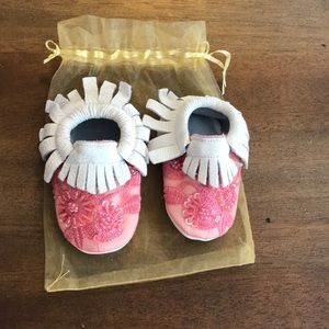 Embroidered Leather Baby Moccasins 6-12 months